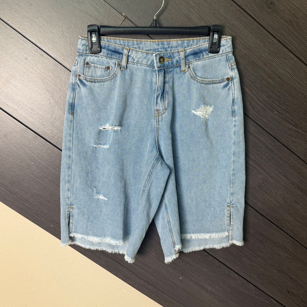 Future Collective Alani Noelle Women's Distressed Denim Bermuda Shorts Size 0